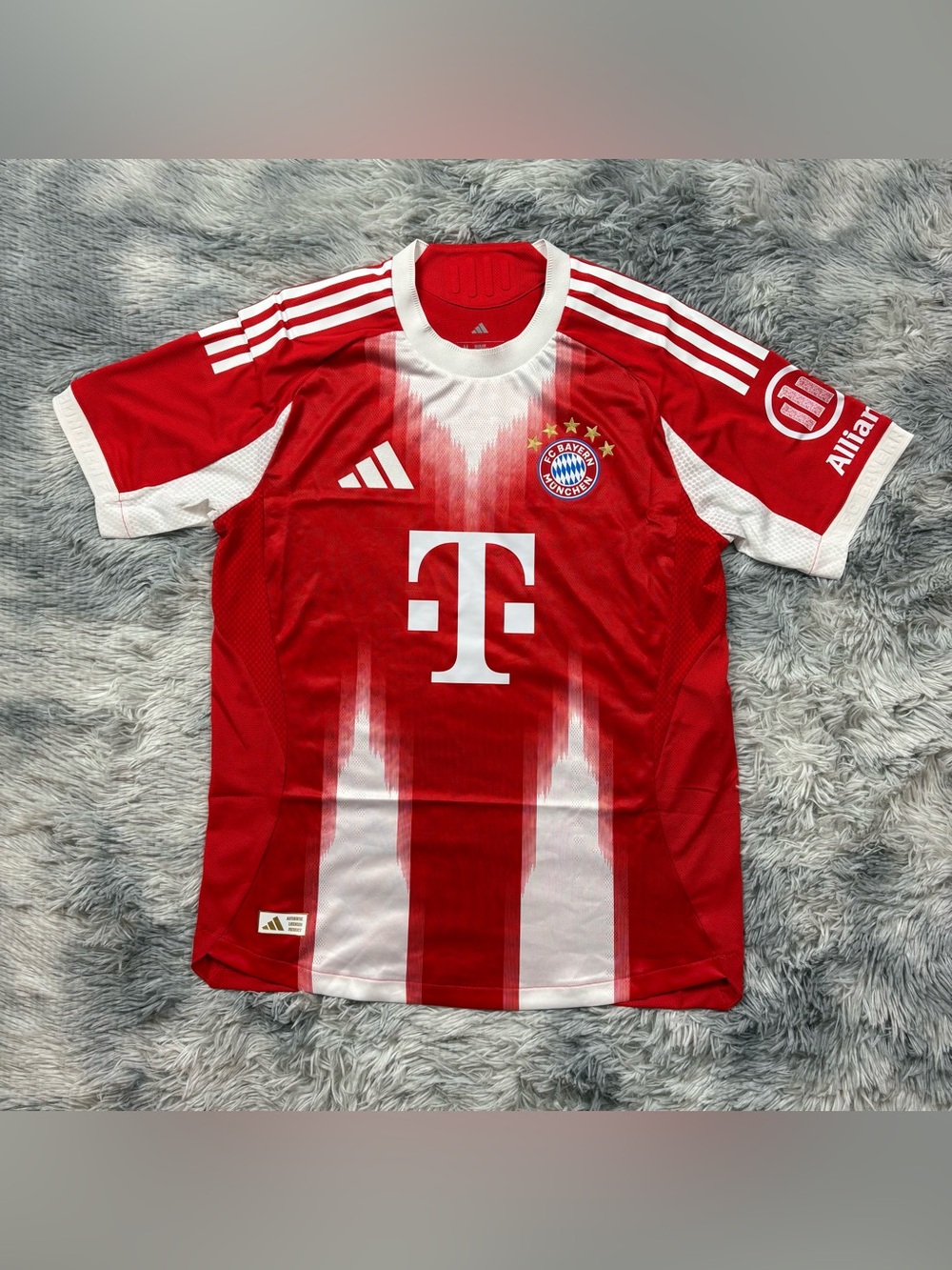 Adidas FC Bayern Munich 2025/26 Home Authentic Jersey